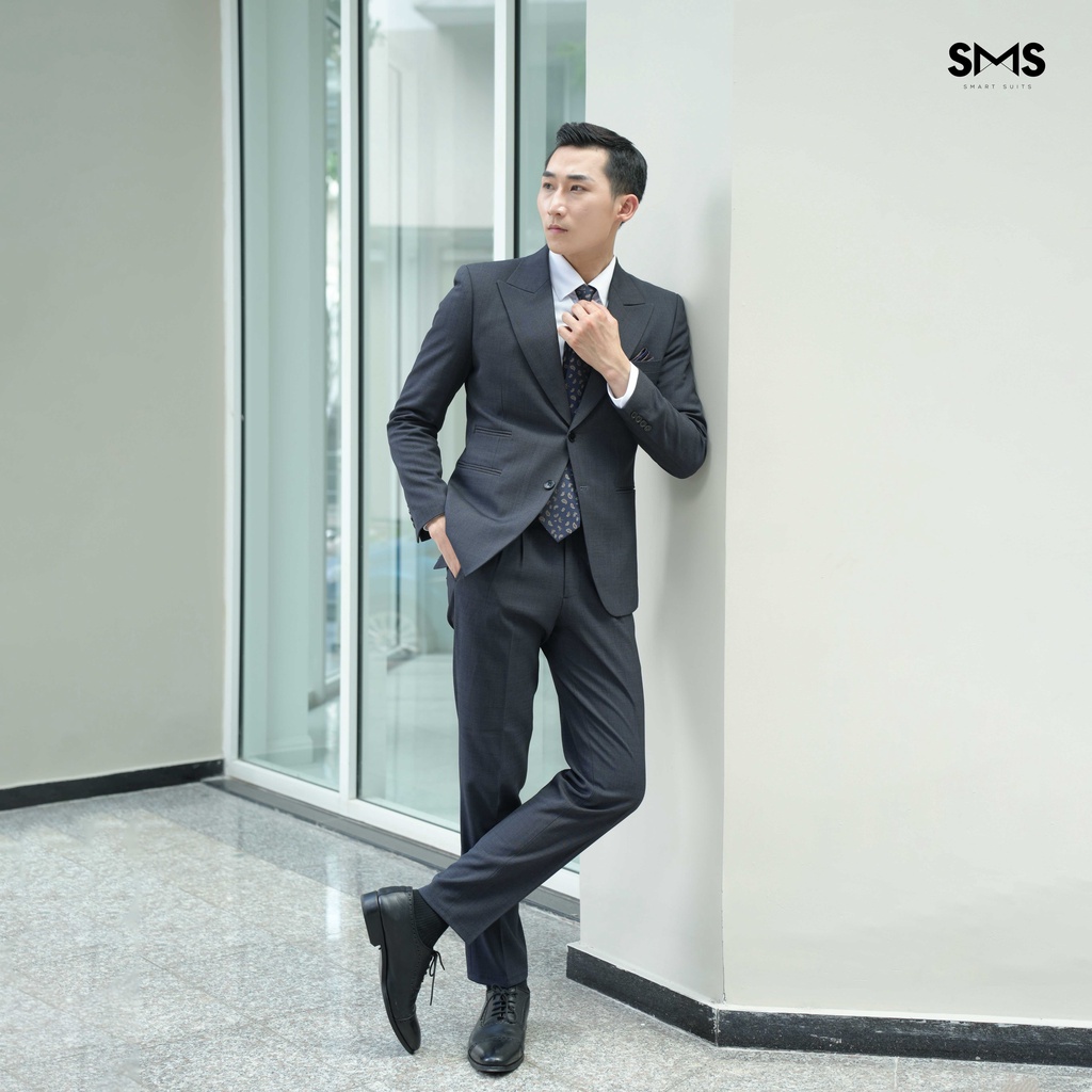 Vest nam xám đậm 2 khuy 3 túi phối quần sidetab, suits sartorial, chuẩn form Smart Suits