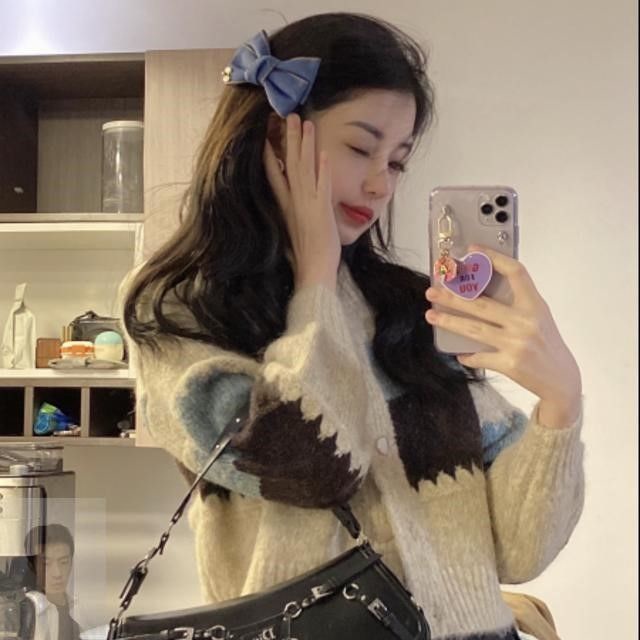 Áo khoác len Cardigan dáng rộng ngắn màu tương phản thời trang thu đông cho nữ