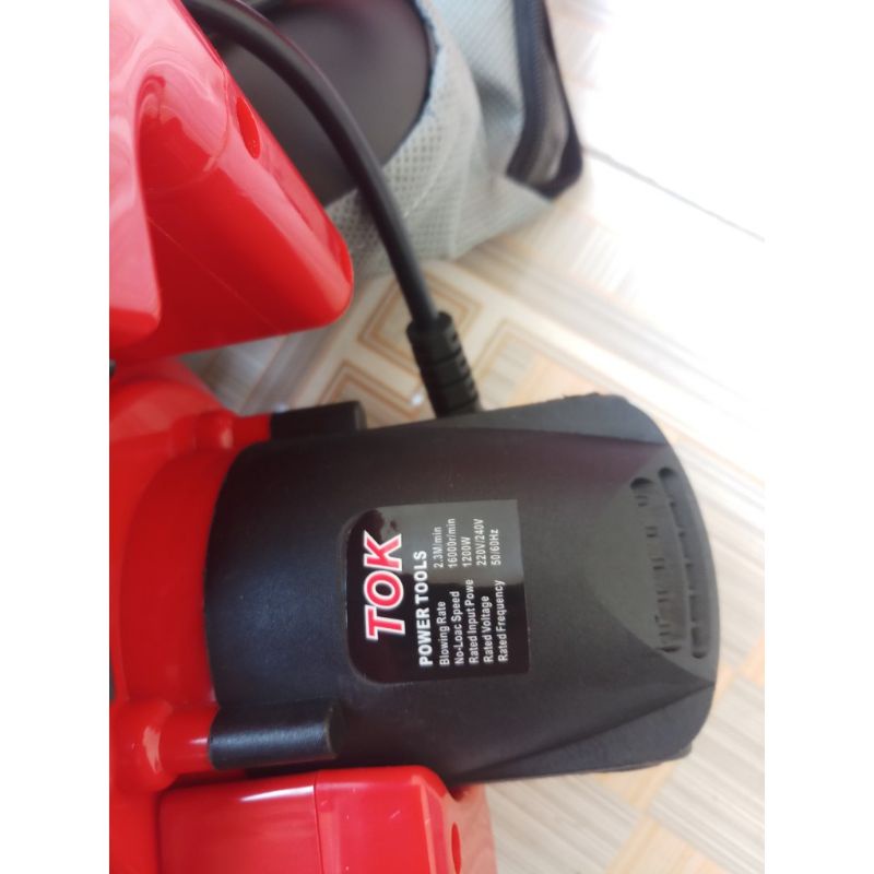 Máy thôi-hút bụi hai chức năng 1200W