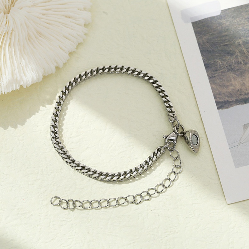 1 Cặp Vòng Tay Tình Bạn Mặt Trái Tim Cho Cặp Đôi