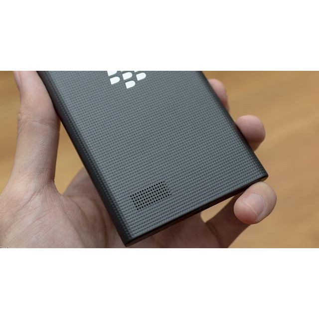 BlackBerry Leap - Điện thoại cảm ứng giá rẻ hàng xách tay Nam tính mạnh mẽ cuốn hút