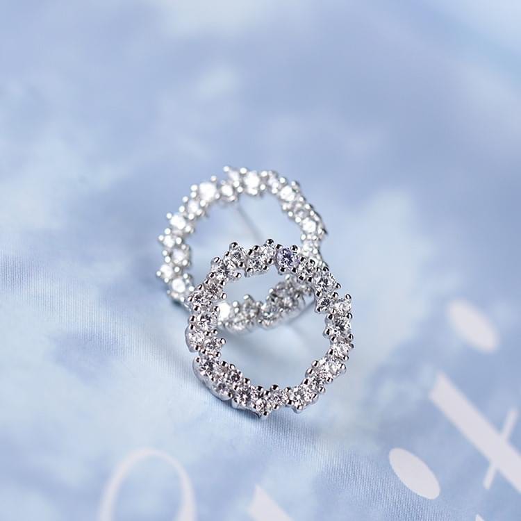 Khuyên tai bạc ý 925 CECY pha lê Swarovski - Khuyên tai tròn huyền thoại biển xanh K12051