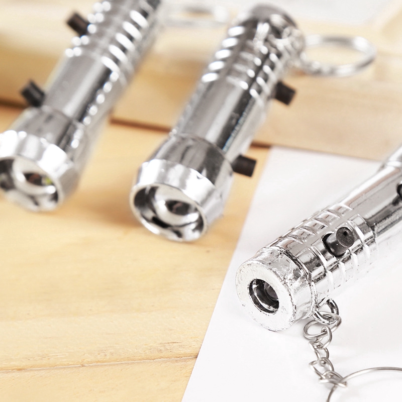 Móc khóa gắn đèn led phát sáng độc đáo thú vị