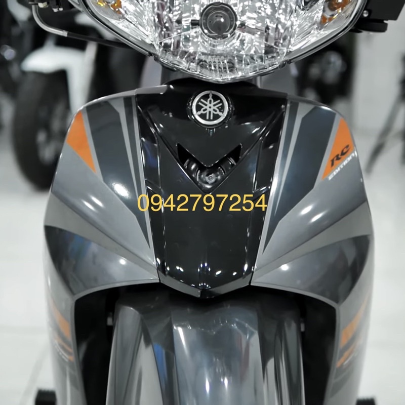 Sơn xe máy Yamaha Sirius màu Xám lông chuột MTP421-2K Ultra Motorcycle Colors