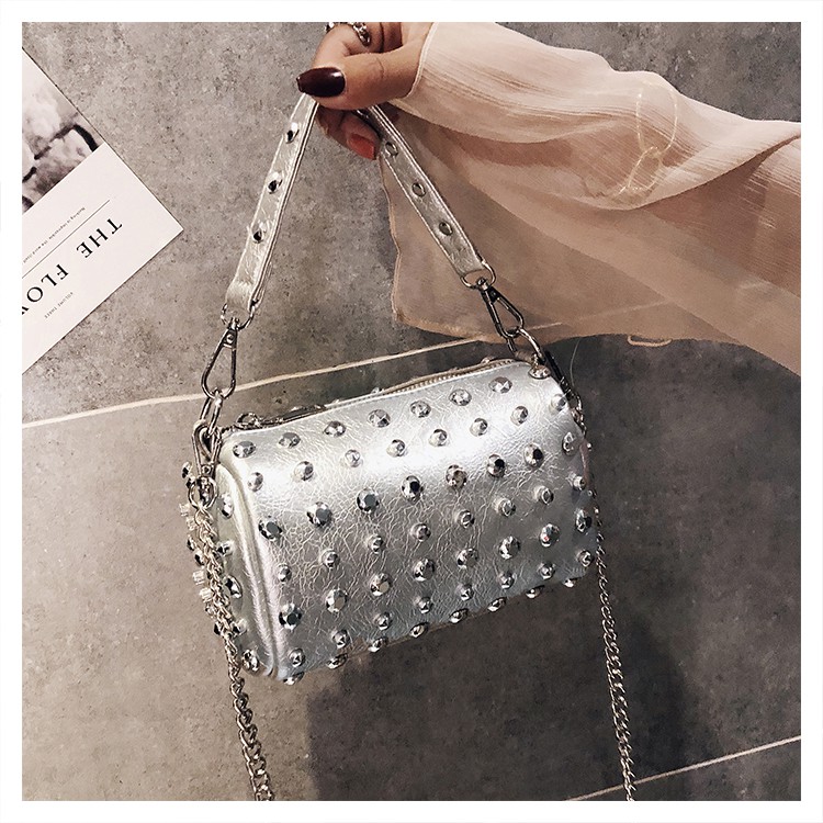 Túi Trống Đẹp Đính Đinh BO41 | BigBuy360 - bigbuy360.vn