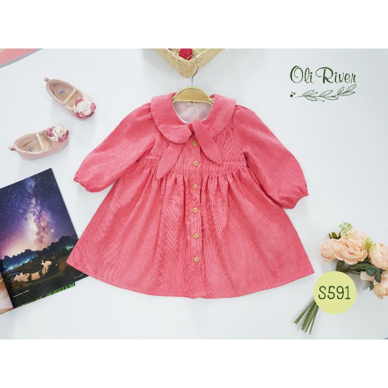 Đầm nhung tăm tay dài cho bé