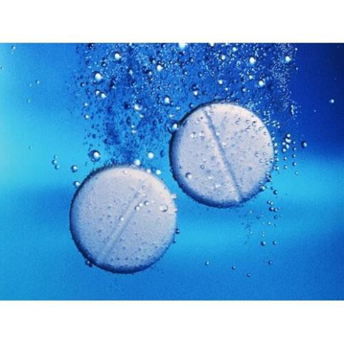 Viên sủi rửa kính ô tô đa năng .