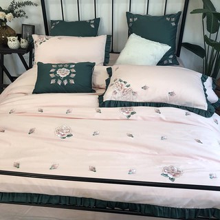 Set Lụa thêu Nụ Hoa Hồng cao cấp