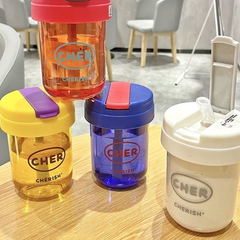 Bình Nước Nhựa 300ML Chống Rơi Có Ống Hút Thiết Kế Dễ Thương Cho Bé
