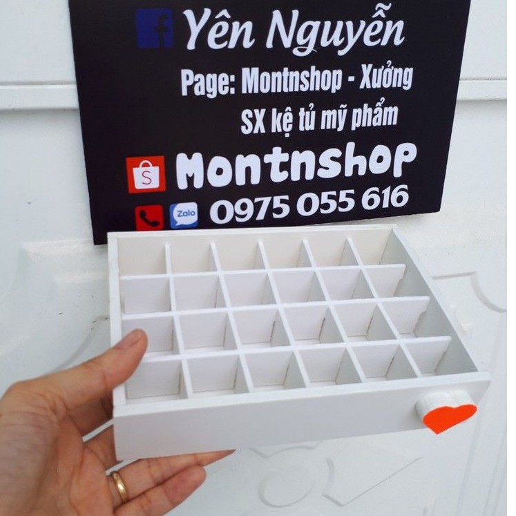 Khay son 24 ô trắng tim hồng