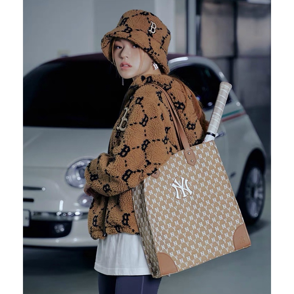 túi tote mlb siêu hot kèm ví nhỏ size 36*38*8cm đủ màu