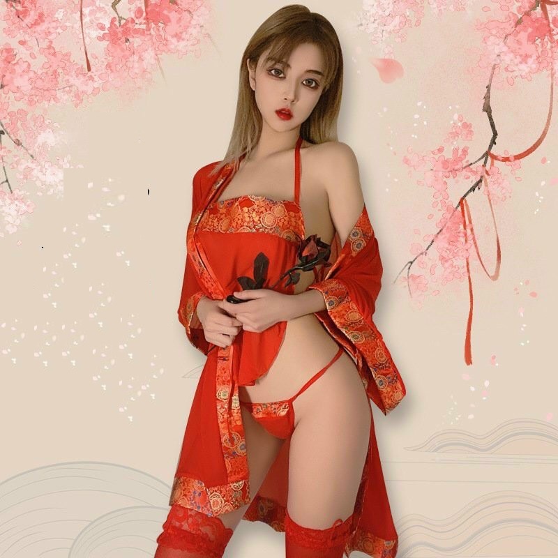 Bộ cosplay cô gái Trung Hoa, đồ ngủ quyến rũ