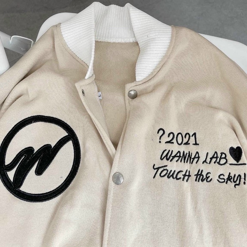 Áo khoác bomber unisex from rộng phong cách hàn quốc w?