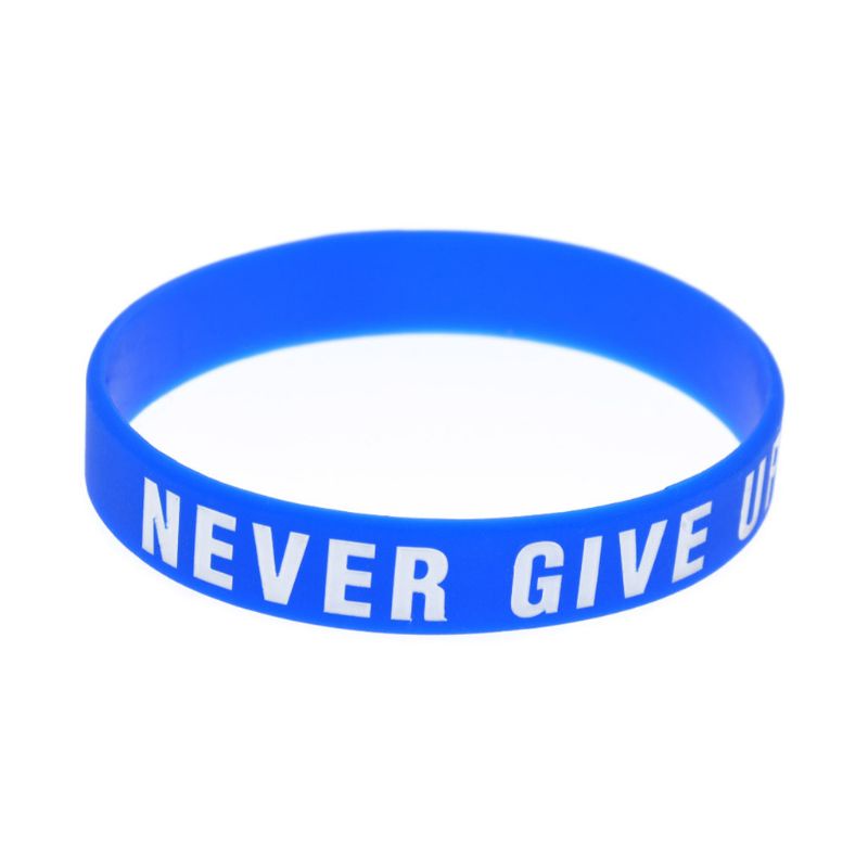 Vòng đeo tay thể thao bằng silicon cao su co giãn in chữ never give up truyền cảm hứng nhiều màu sắc