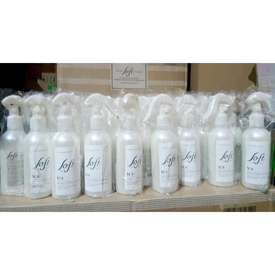 Xịt dưỡng tóc SOFT tăng cường độ bóng mượt, giúp mái tóc trở nên chắc khỏe. Hương nước hoa rất rất thơm.300ml