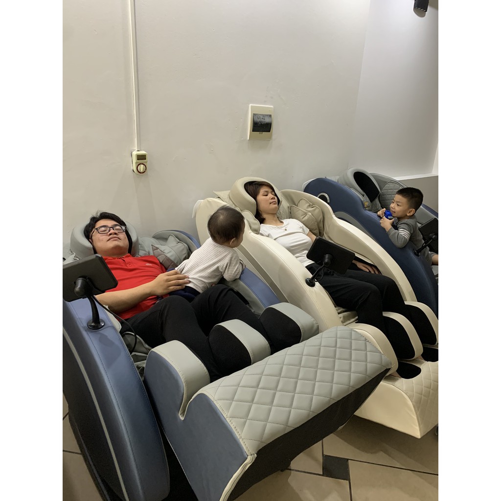 Ghế mát xa toàn thân cao cấp massage 3D AI tự động màn led nghe nhạc đa năng nhập khẩu hàn quốc Kore Sport