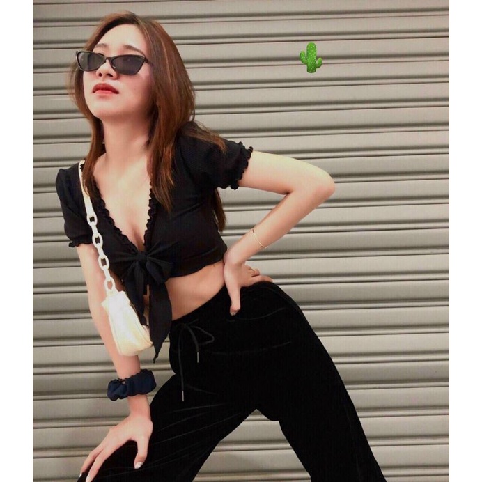 Áo croptop bèo cột