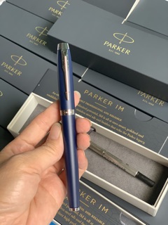 Bút Bi Parker ngòi IM