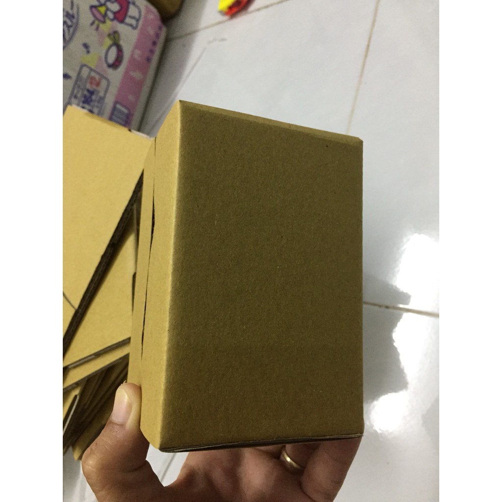 hộp carton 10x6x6 cm (hộp cơ bản)