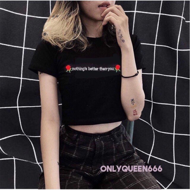 Áo croptop thêu hoa hồng ngang ngực nothing xinh