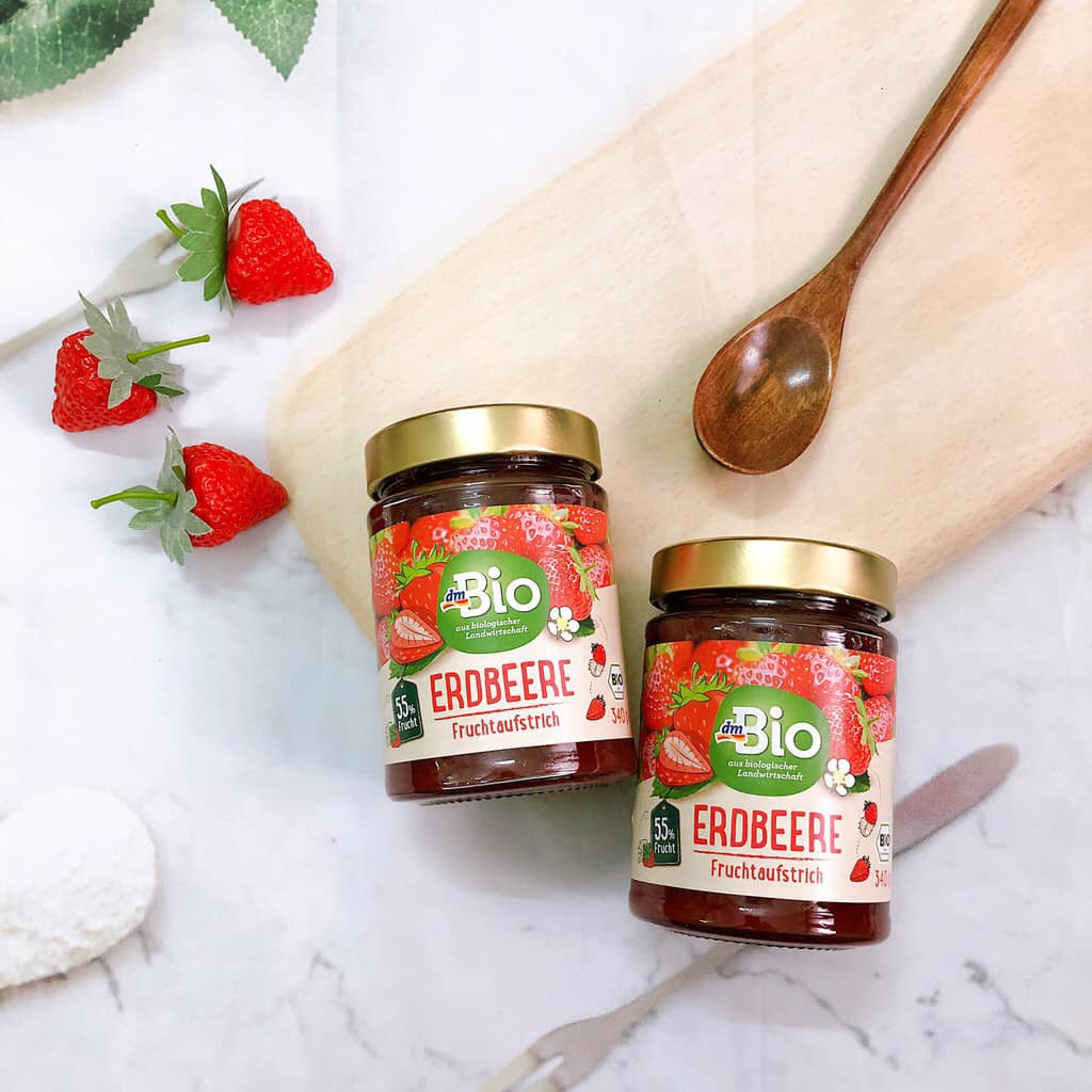 Mứt dâu tây hữu cơ DMBio (340g)