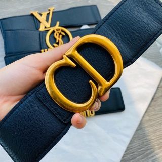 Thắt lưng nữ phối áo đầm