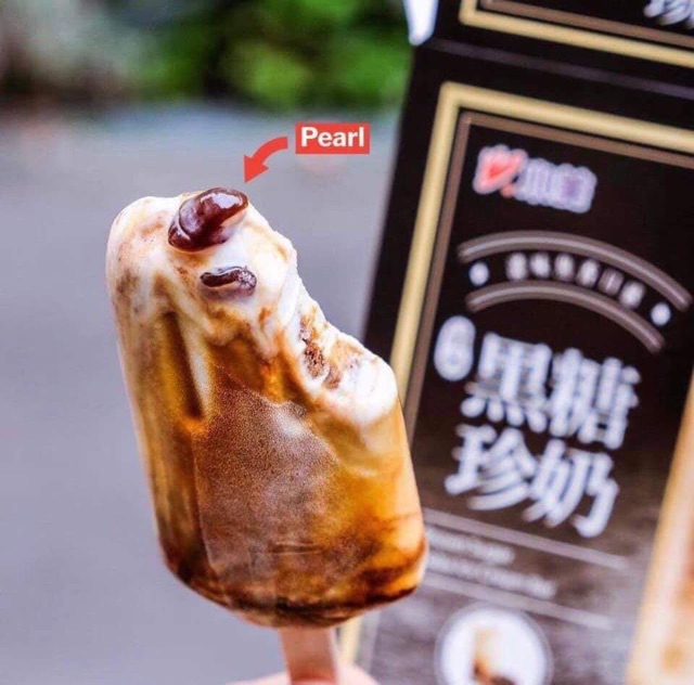 Kem sữa tươi trân châu đường đen - Hộp 4 cây
