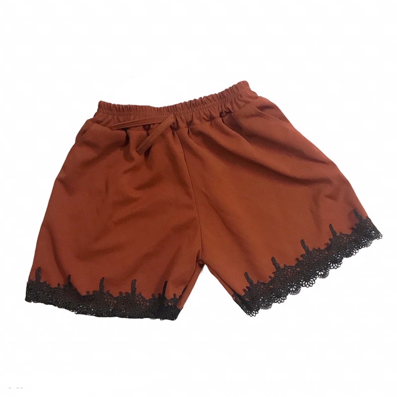 Quần Đùi Nữ Phối Chân Ren