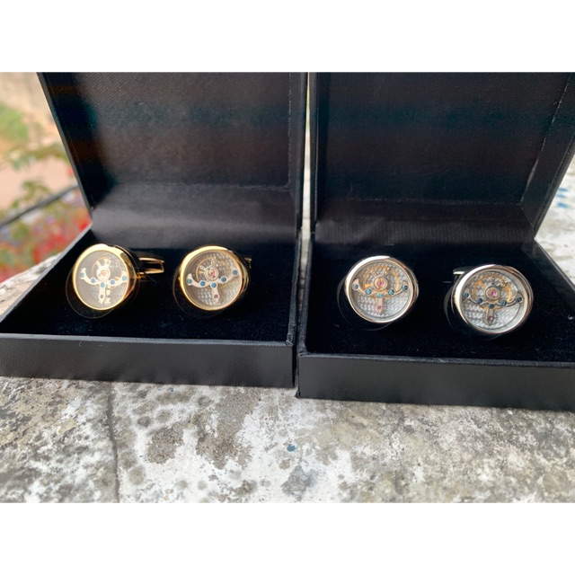 Khuy măng sét động cơ đồng hồ