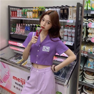 Áo Croptop Cổ V Nút