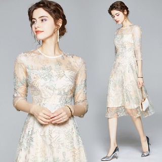 Đầm Chữ A Tay Lỡ Phối Ren Hoa Phong Cách Vintage 2020