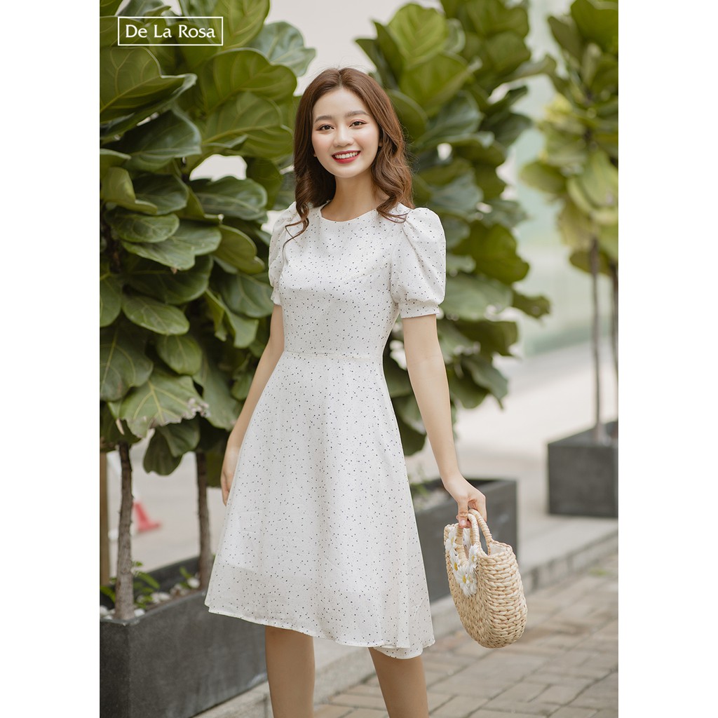 Đầm váy hoa nhí trắng thiết kế dáng xèo dạo phố công sở - De La Rosa | BigBuy360 - bigbuy360.vn