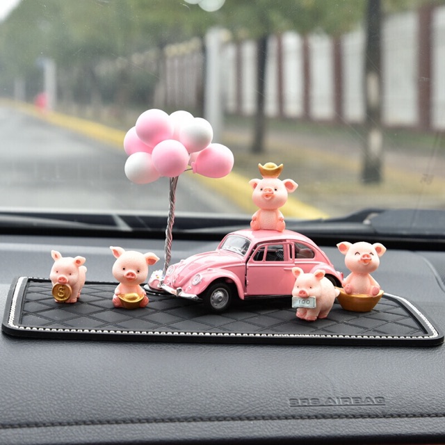 Decor heo, lợn thần tài trang trí taplo ô tô, phụ kiện xe hơi sáng tạo, hoặc để bàn làm việc có tặng kèm sáp thơm