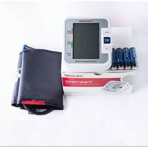 Máy đo huyết áp bắp tay tự động Omron HEM-7124 có giọng nói hướng dẫn tiếng việt