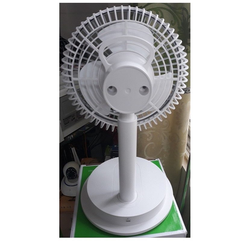 QUẠT SẠC TÍCH ĐIỆN CÓ ĐÈN LED DP-7626-7627
