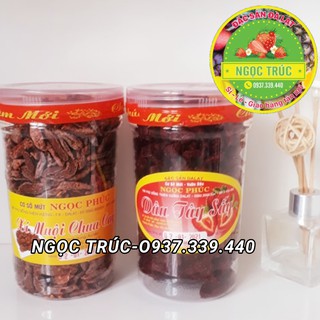 [MỨT TẾT] COMBO GỒM 2 HŨ: DÂU TÂY SẤY DẺO 400gr & XÍ MUỘI CHUA CAY 400gr