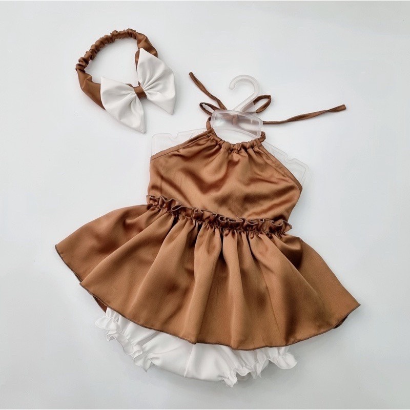 Set Yếm nâu tây cưng xỉu (Kèm băng đô)