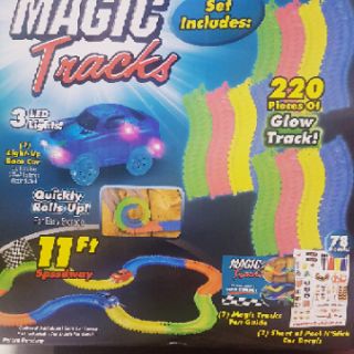 Magic Tracks 220pcs - Bộ đường đua ma thuật