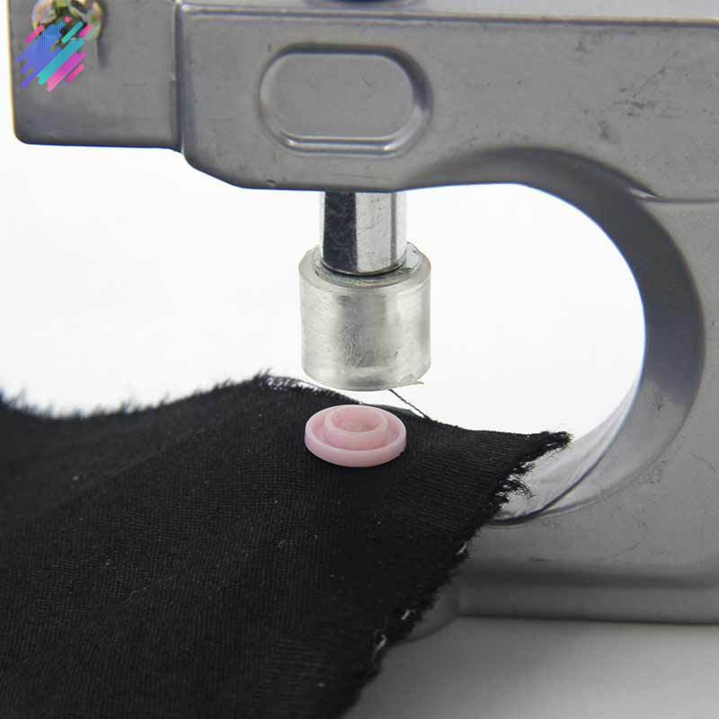 Máy bấm nút + 150 nút 1.2cm bằng nhựa chất lượng cao