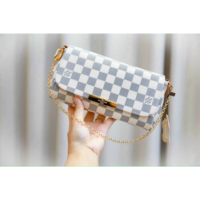 Set Lv kèm ví có dây đeo