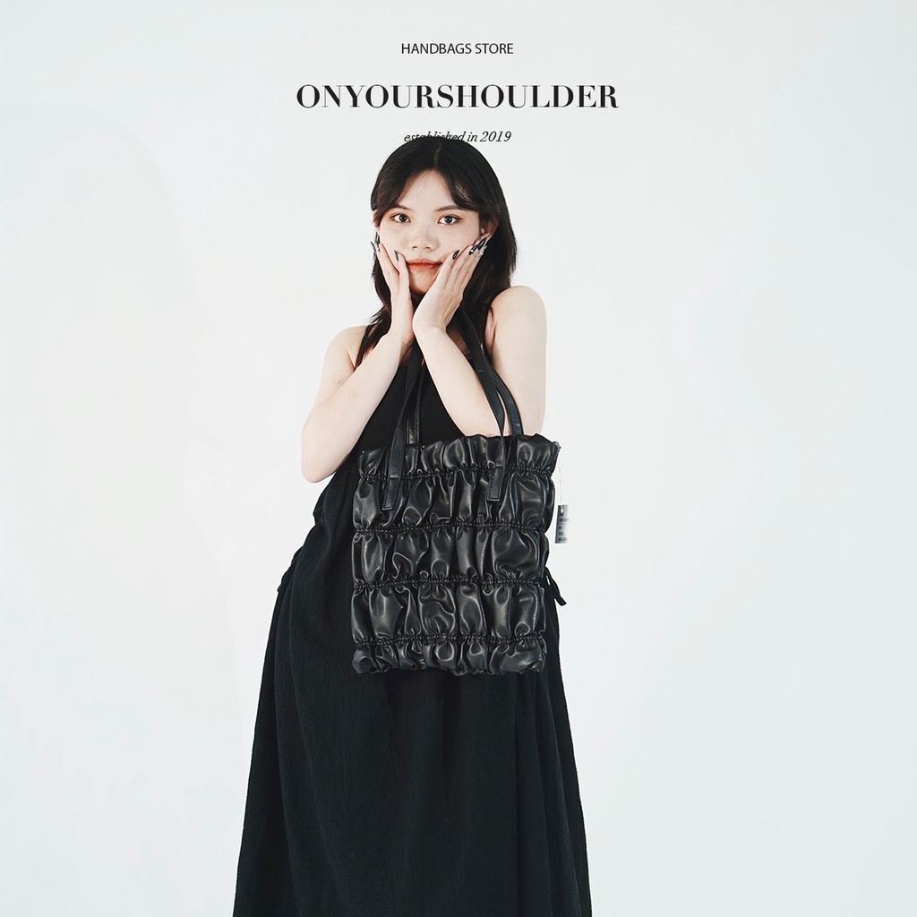 Túi xách nữ màu đen thời trang Summer Bag, túi da công sở cao cấp sành điệu Onyourshoulder