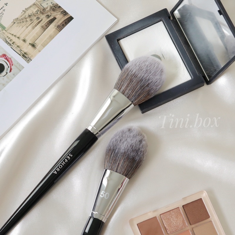 Cọ trang điểm phủ phấn bột và nén Sephora 50 PRO Flawless light powder
