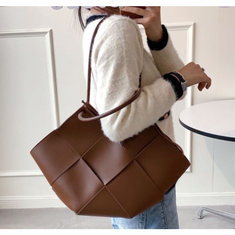 Túi xách nữ lớn + túi nhỏ đựng makeup túi công sở mang vai cầm tay nữ hàng Quảng Châu HN006