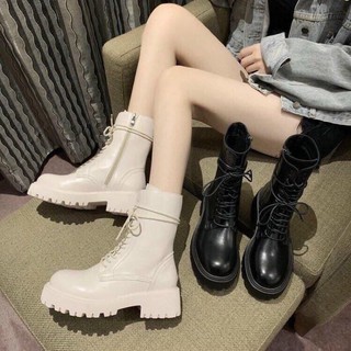Boot chiến binh đế răng cưa cao đan dây cổ cao đen trắng sữa cá tính