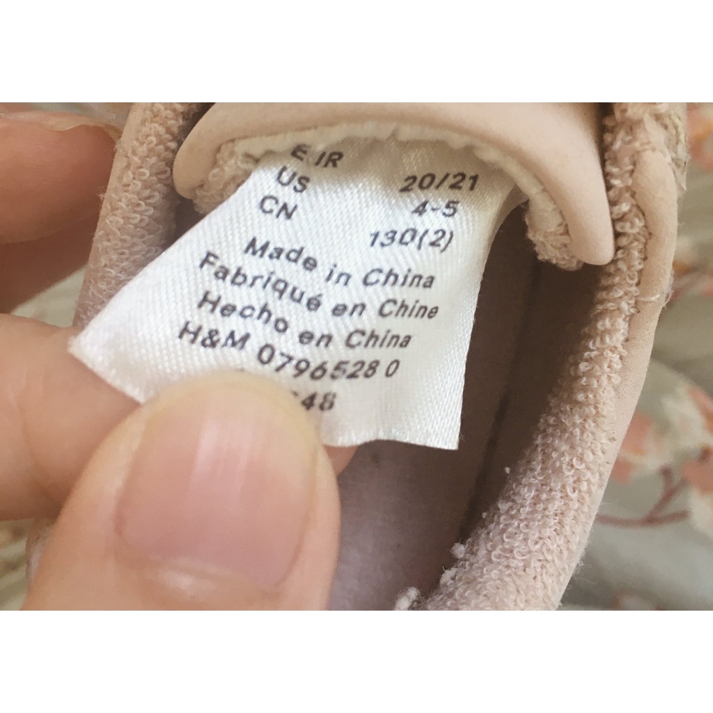 Thanh lý giày H&M hồng cục bông cho bé gái