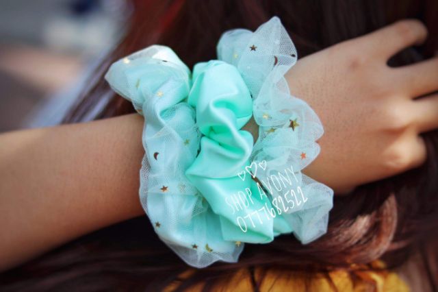 Dây cột tóc mẫu Scrunchies đa dạng