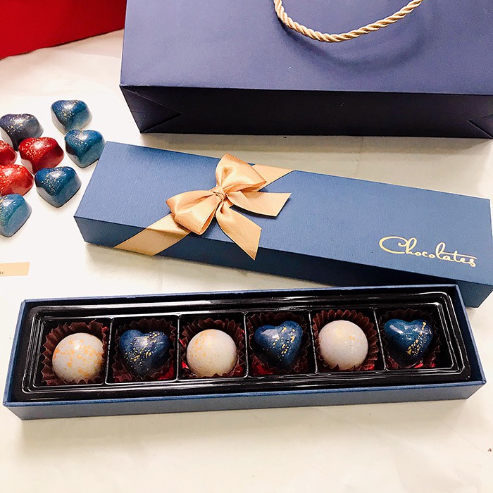 Quà tặng socola Đôi tim hẹn ước - Hộp 6 viên kèm túi quà sang trọng | BigBuy360 - bigbuy360.vn