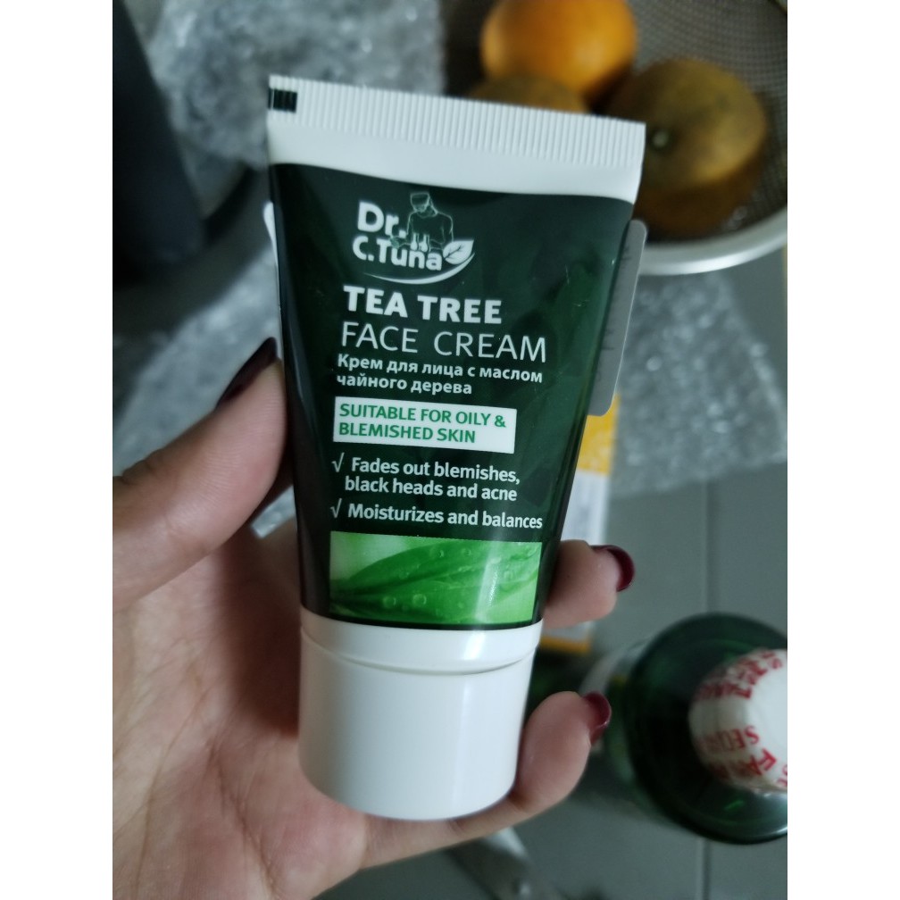 Combo 3 Tea Tree: Gel rửa mặt 225ml & Serum 10ml & Kem Dưỡng 50ml - Dành Cho Da Dầu và Da Mụn Farmasi