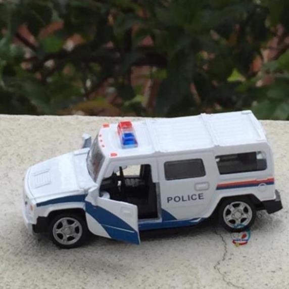 [nowship] SIÊU HOT: Hộp 5 chiếc ô tô sắt: xe cảnh sát mở cánh tỉ lệ 1:64, chạy bánh đà cao cap