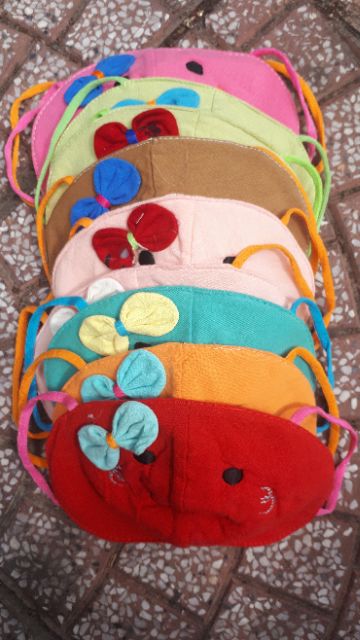 Sỉ 10 khẩu trang vải 2 lớp thêu hình thú cho bé 1-5 tuổi kute | BigBuy360 - bigbuy360.vn